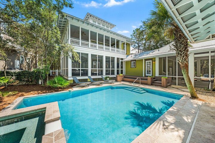 Property Photo:  97 Running Oak Circle  FL 32459 