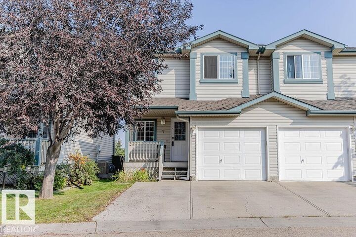 2004 Grantham Court NW 7  Edmonton AB T5T 3X4 photo