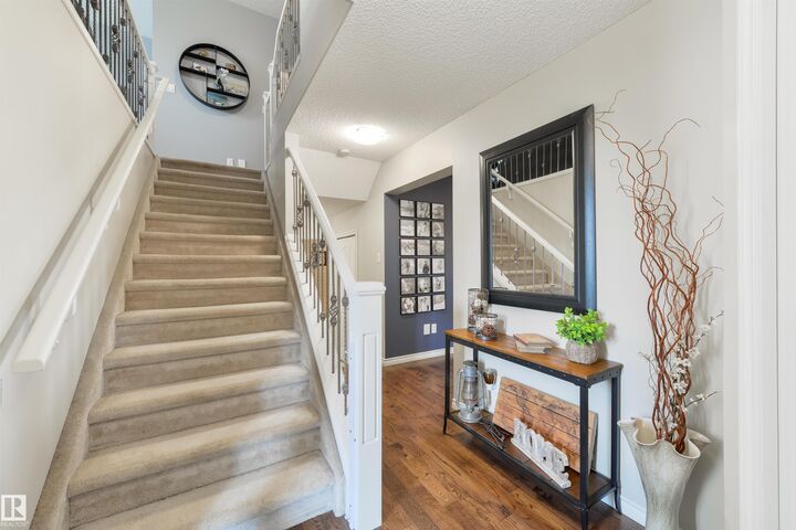 Property Photo:  8504 16A Avenue SW  AB T6X 0H9 
