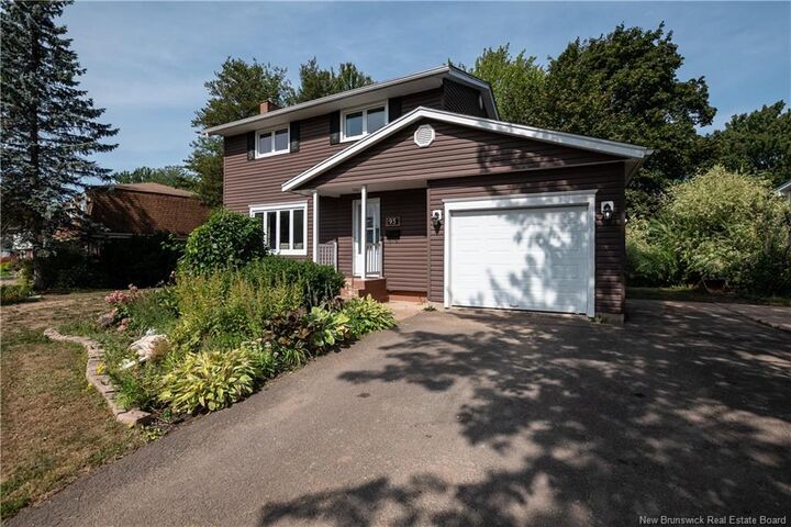 93 Fairway Boulevard  Riverview NB E1B 1T4 photo