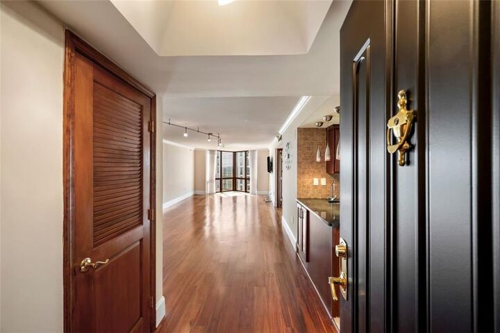 Property Photo: 2870 Pharr Court South NW 2505 GA 30305
