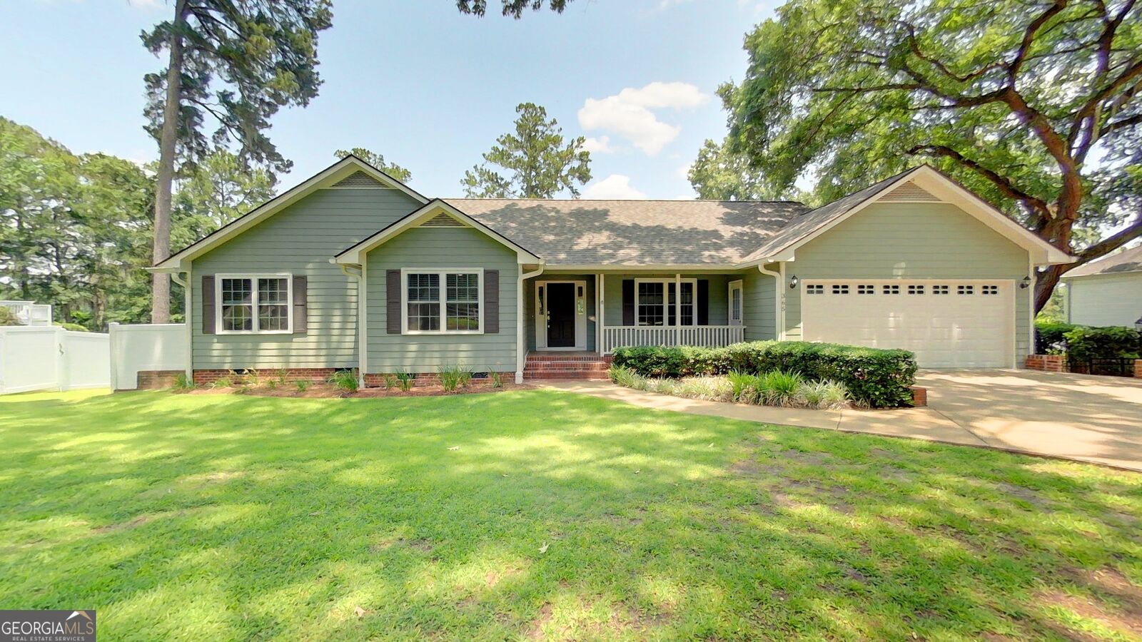 Property Photo:  365 West Shore  GA 31773 