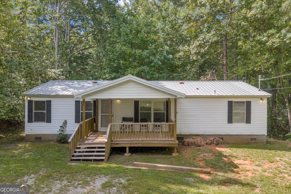Property Photo:  135 April Trace  GA 30534 