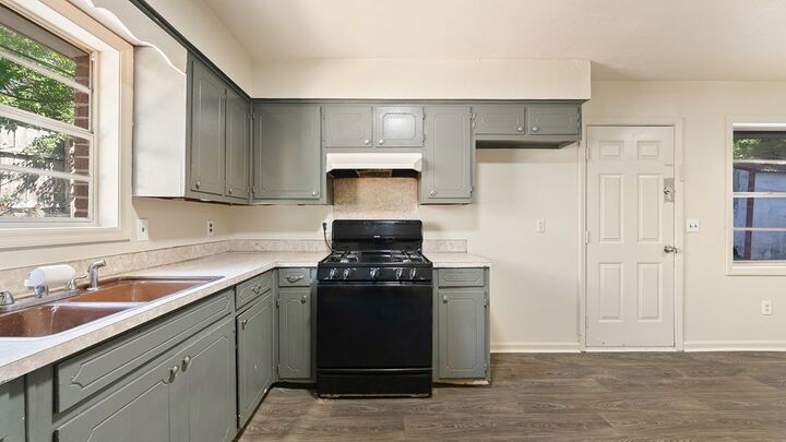 Property Photo:  4714 18th Avenue  GA 31904