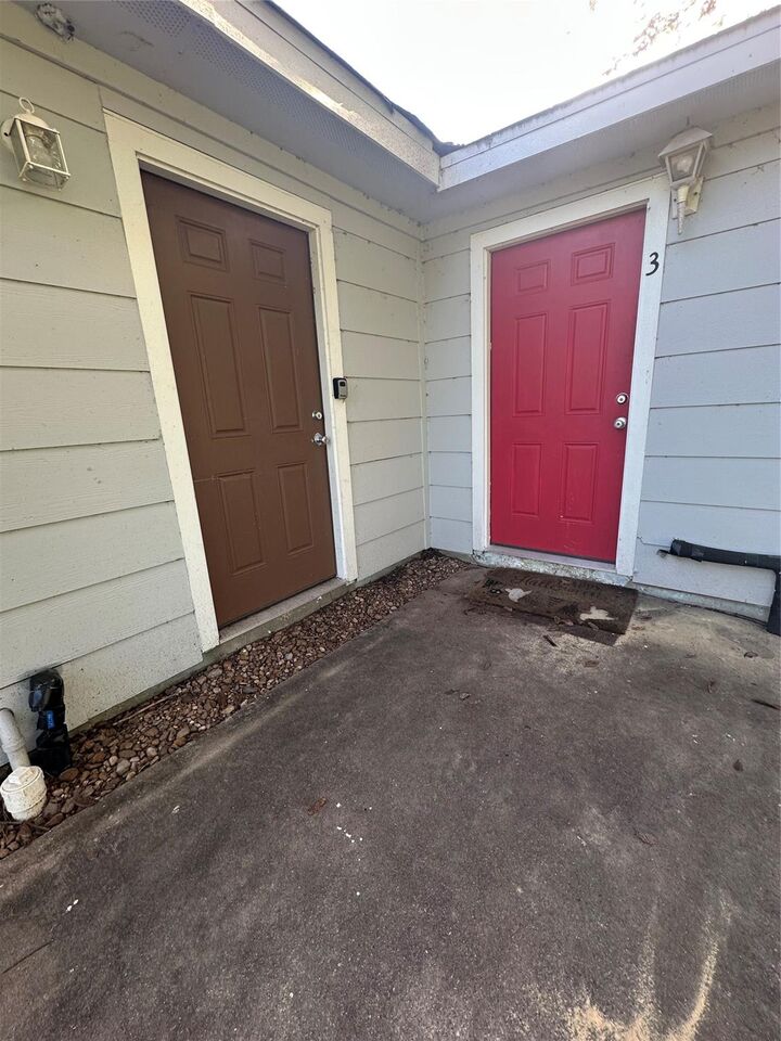 Property Photo:  7307 Avenue O 3  TX 77510 