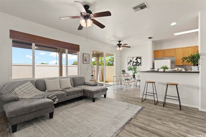 Property Photo:  91-1200 Keaunui Drive 7  HI 96706 