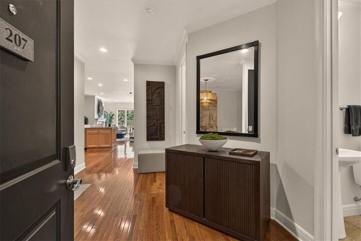 10511 Mission Road 207  Leawood KS 66206 photo
