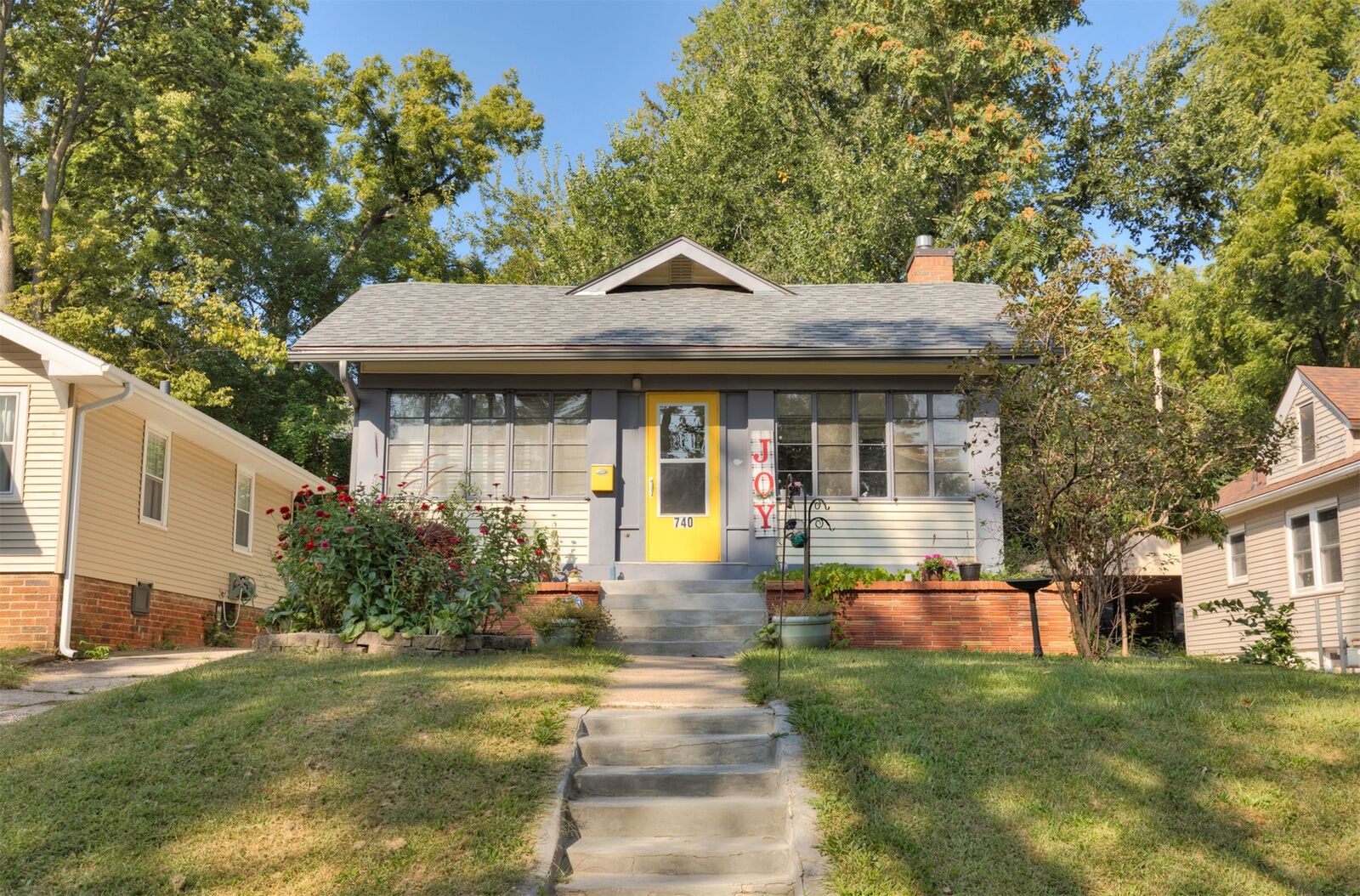 Property Photo: 740 34th Street IA 50312
