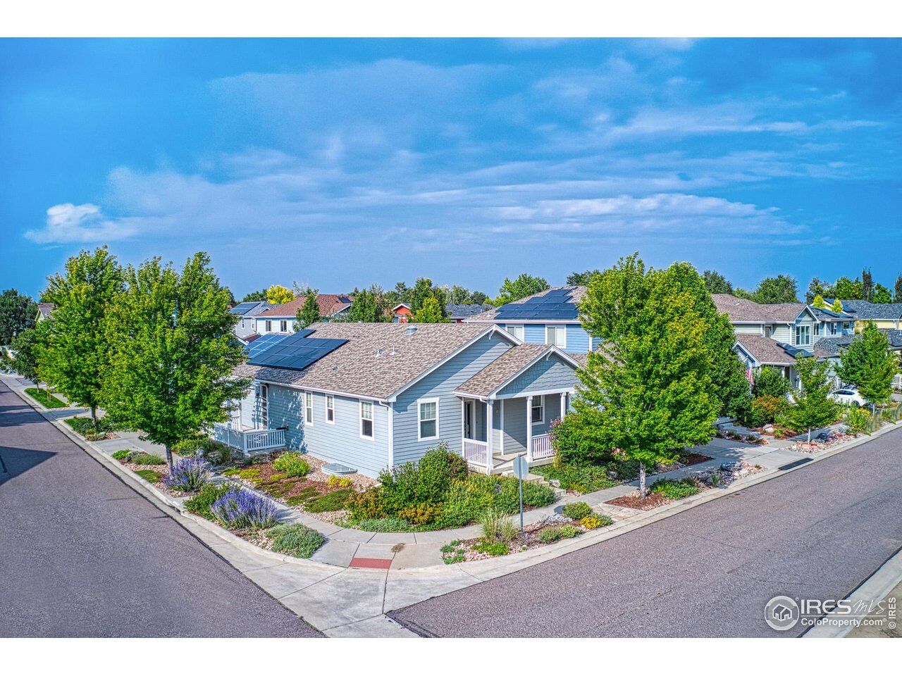Property Photo: 611 Cheyenne Dr CO 80026