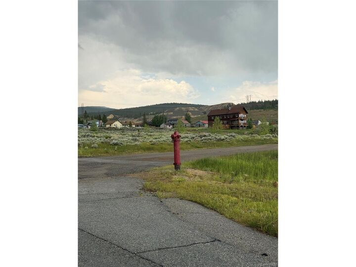 Property Photo:  609 E 8th St  CO 80461 
