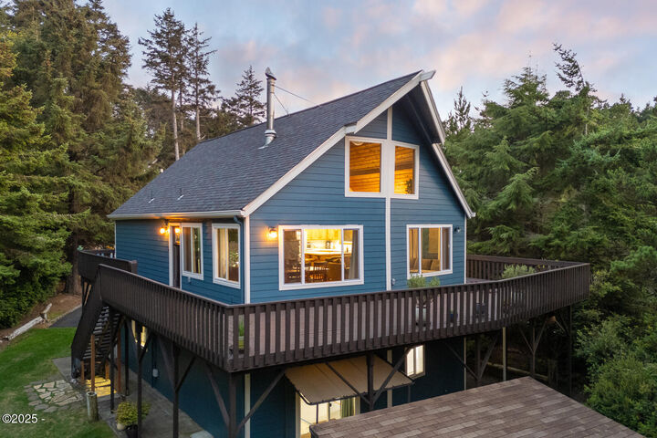 Property Photo: 32005 Cape Kiwanda Drive OR 97135