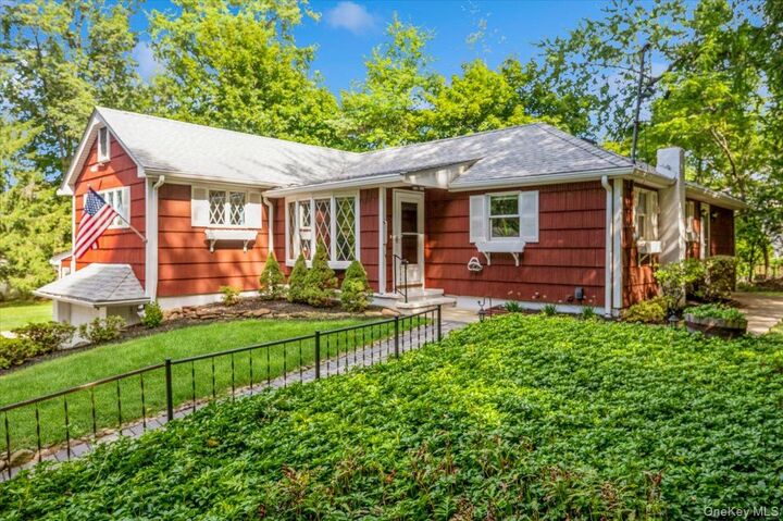 Property Photo: 25 Lowerre Place NY 10989