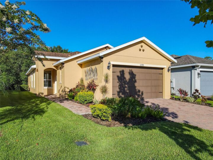 Property Photo:  1135 Harbor Ridge Drive  FL 34759 