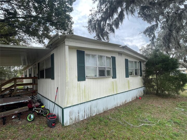 Property Photo:  4385 Dietz Road  FL 33830 