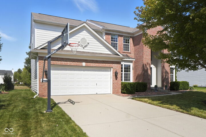Property Photo: 2176 Mustang Chase Drive IN 46074