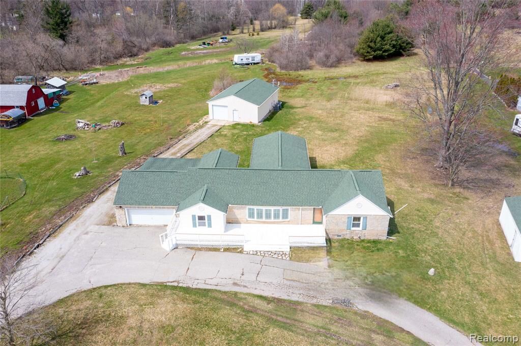 Property Photo: 5428 Gratiot Avenue MI 48079 1427