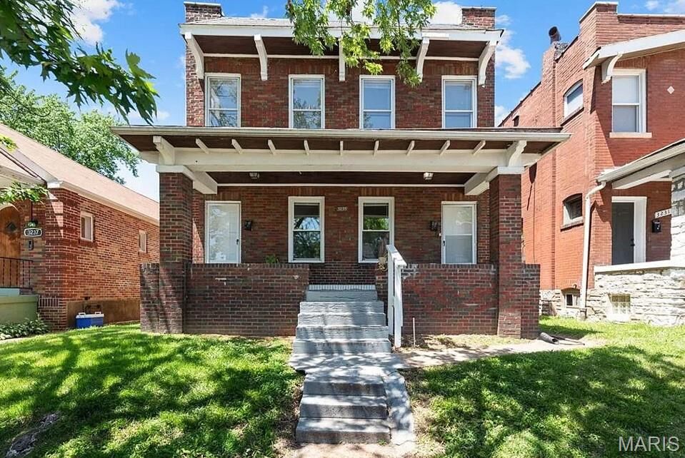 Property Photo:  3235 Minnesota Avenue 2  MO 63118 