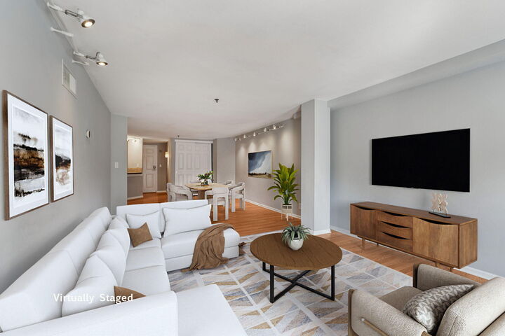 Property Photo: 270 E Highland Ave 612 WI 53202