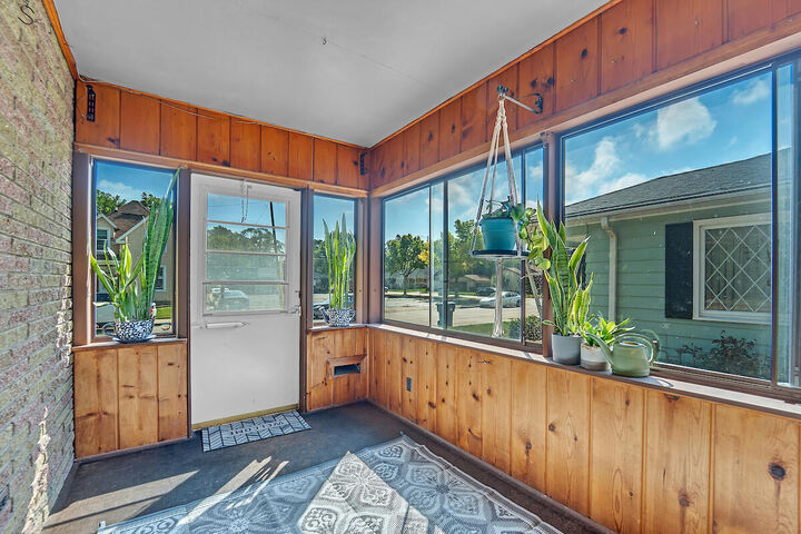 Property Photo: 220 Mertens Ave WI 53405