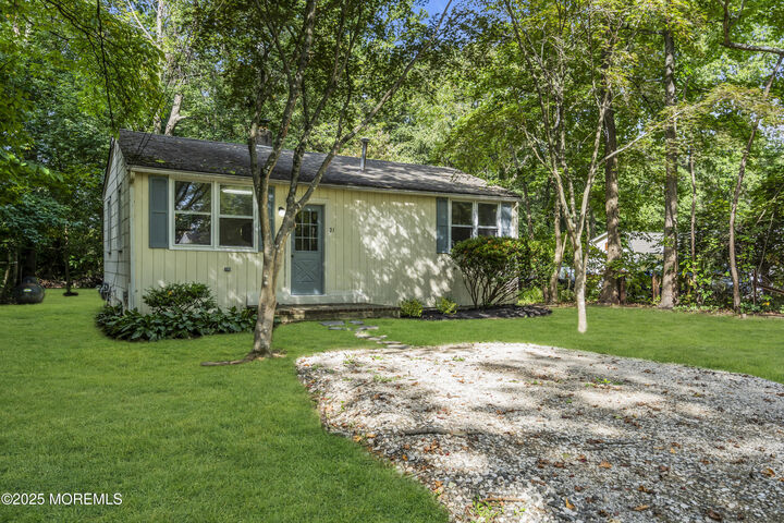Property Photo:  31 Cedar Street  NJ 08533 