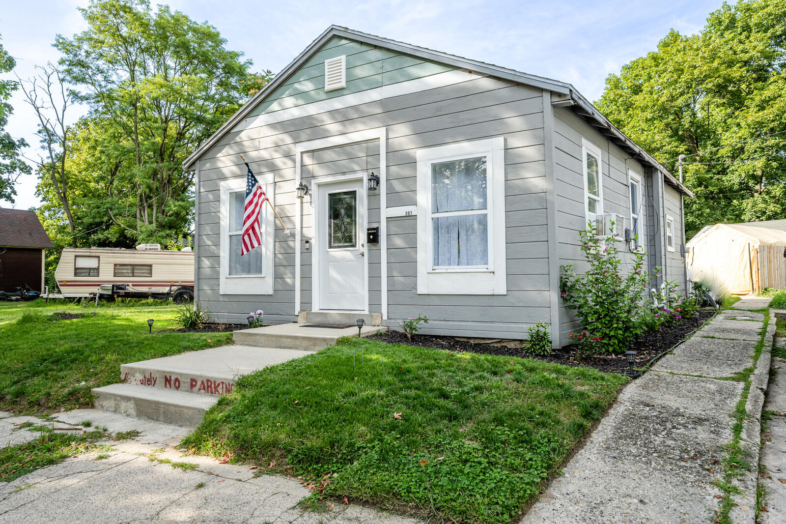 Property Photo:  307 E Telegraph Street  MI 49047 