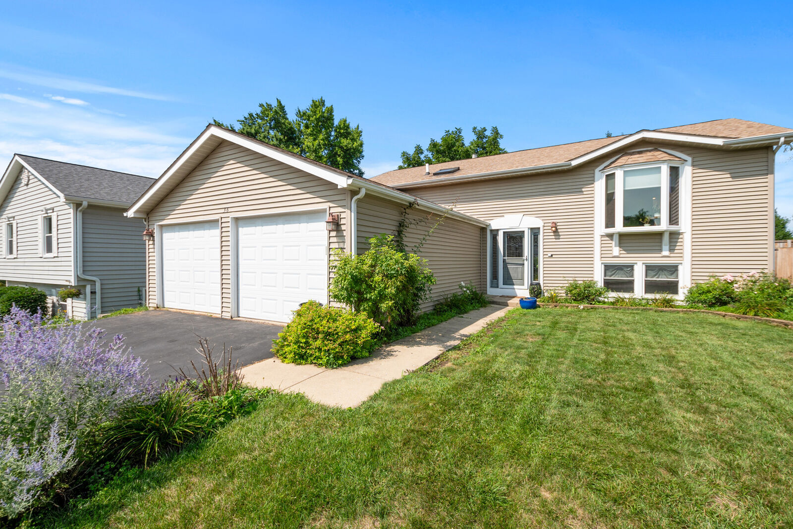 Property Photo: 36 Evergreen Drive IL 60107