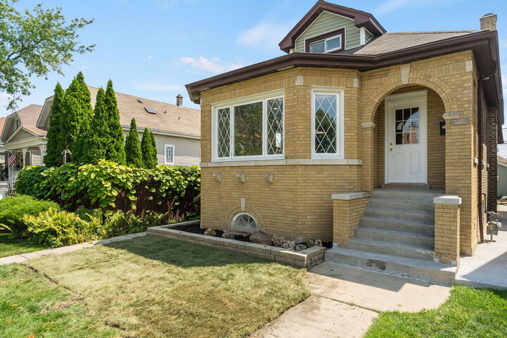 5853 W Newport Avenue  Chicago IL 60634 photo
