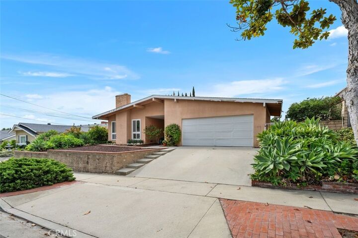 Property Photo:  1990 Avenida Feliciano  CA 90275 