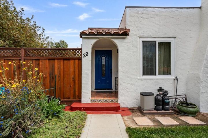 Property Photo:  29 Buena Vista Street  CA 93901 