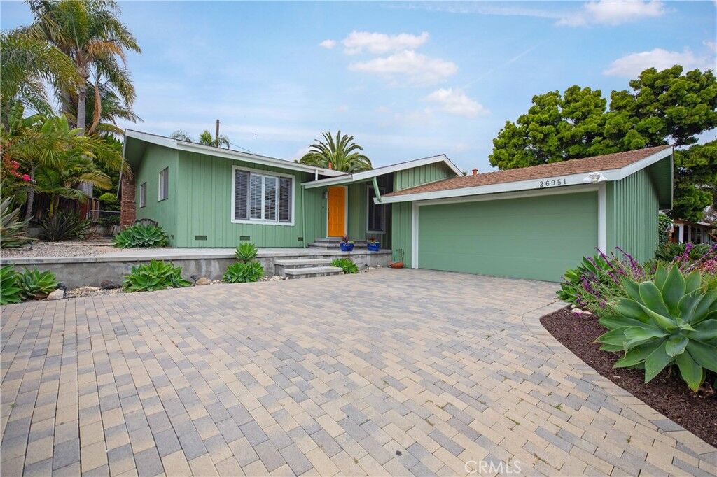 Property Photo:  26951 Calle Granada  CA 92624 