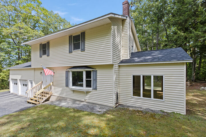 Property Photo: 452 N Raymond Road ME 04274