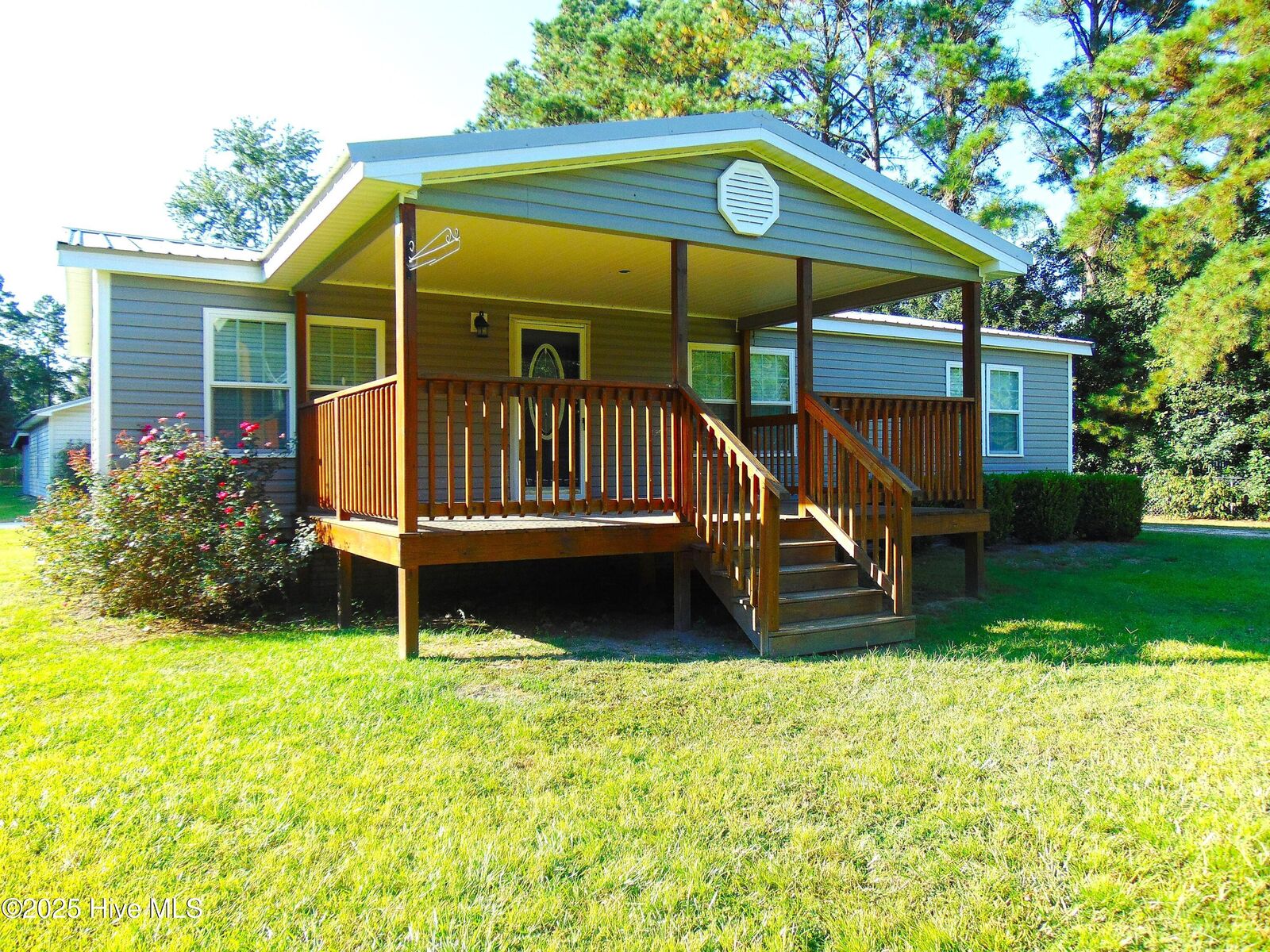Property Photo:  588 Luther Banks Road  NC 28574 