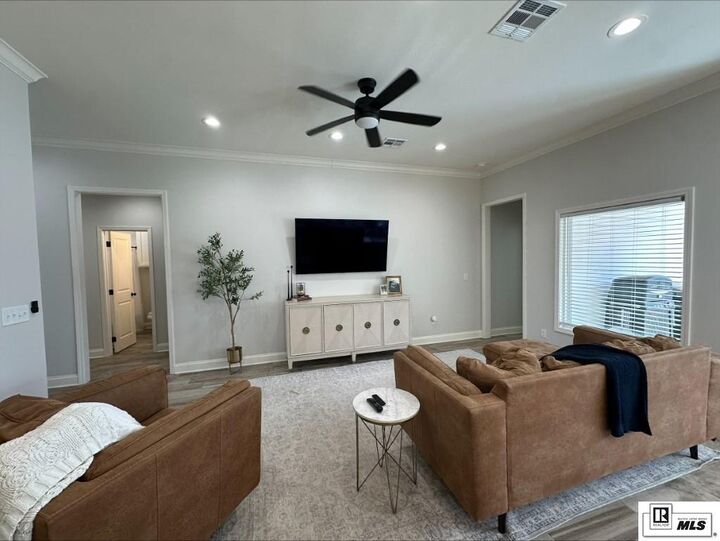 Property Photo:  101 Piney Cove  LA 71291 