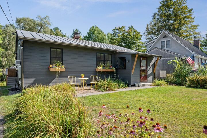 Property Photo:  5 Sunset Avenue  VT 05602