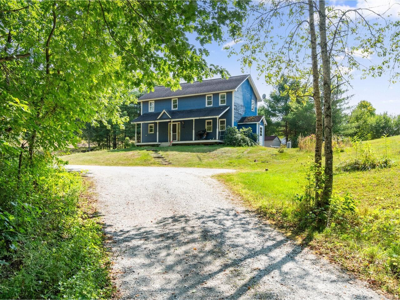 Property Photo:  27 Oak Hill Lane  VT 05494 
