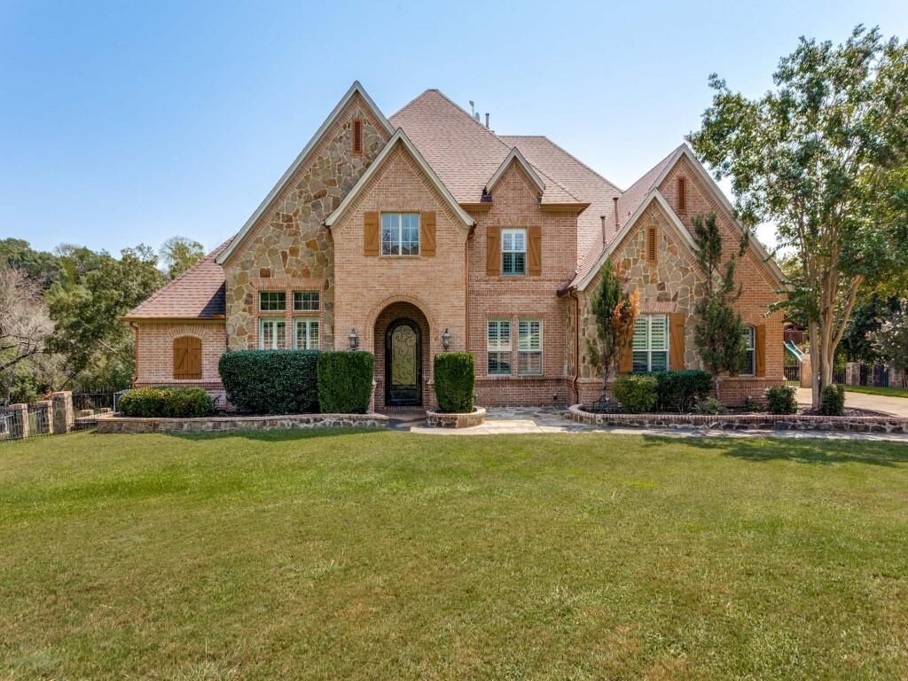 Property Photo:  149 Silver Valley Lane  TX 76108 