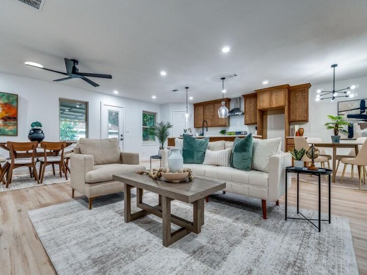 10436 Royalwood Drive  Dallas TX 75238 photo