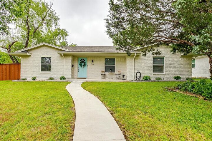 Property Photo:  1768 Mapleton Drive  TX 75228 