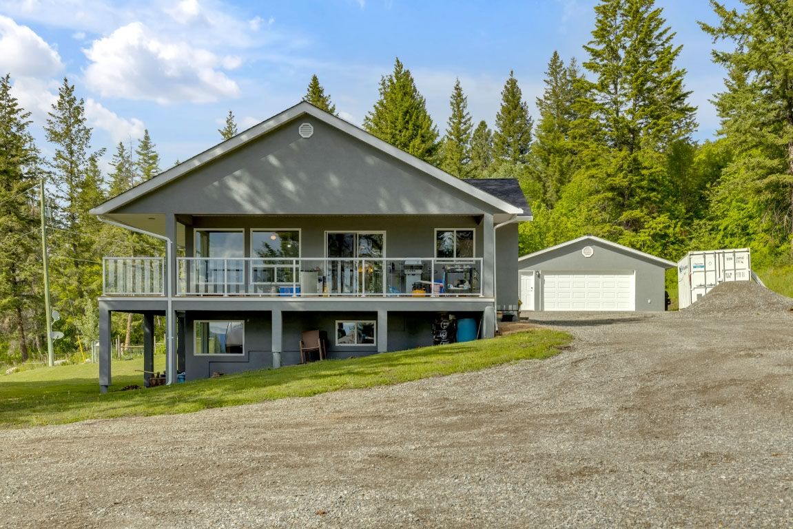 Property Photo:  6011 Oyama Lake Road  BC V4V 2C9 