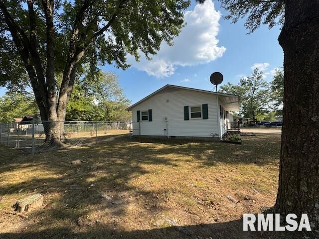 Property Photo: 107 Scott Street IL 62959