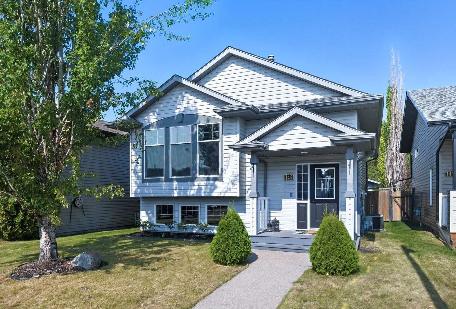 Property Photo:  149 Lanterman Close  AB T4R 3N8 
