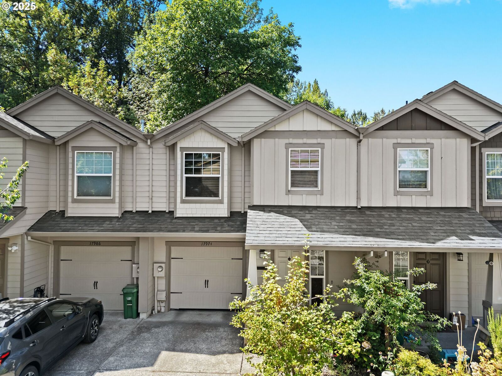 Property Photo:  17974 SW Oak St  OR 97007 