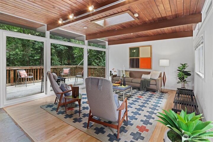Property Photo: 2870 NE 183rd Street WA 98155