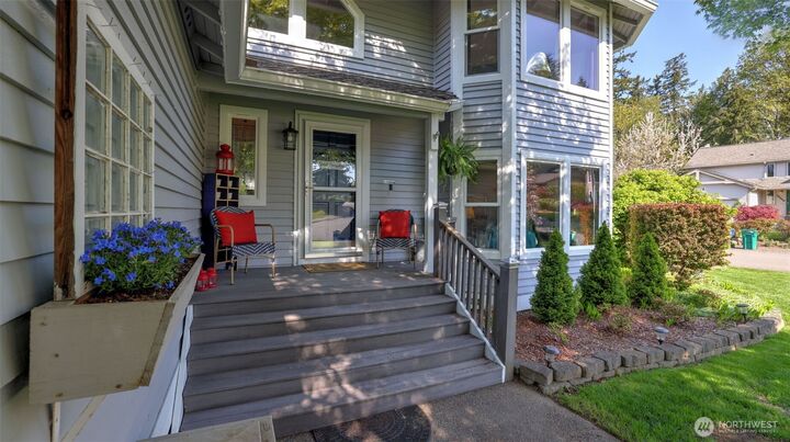 Property Photo: 18201 154th Place SE WA 98058