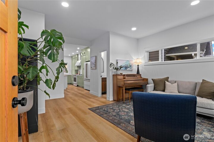 Property Photo:  1301 S  Durango Street  WA 98405 