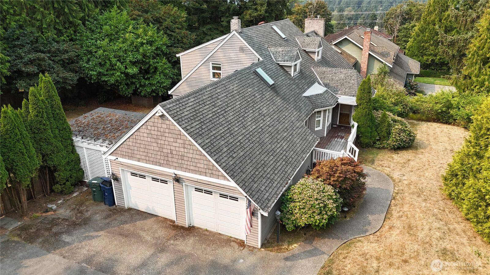 Property Photo:  13649  Main St  WA 98005 