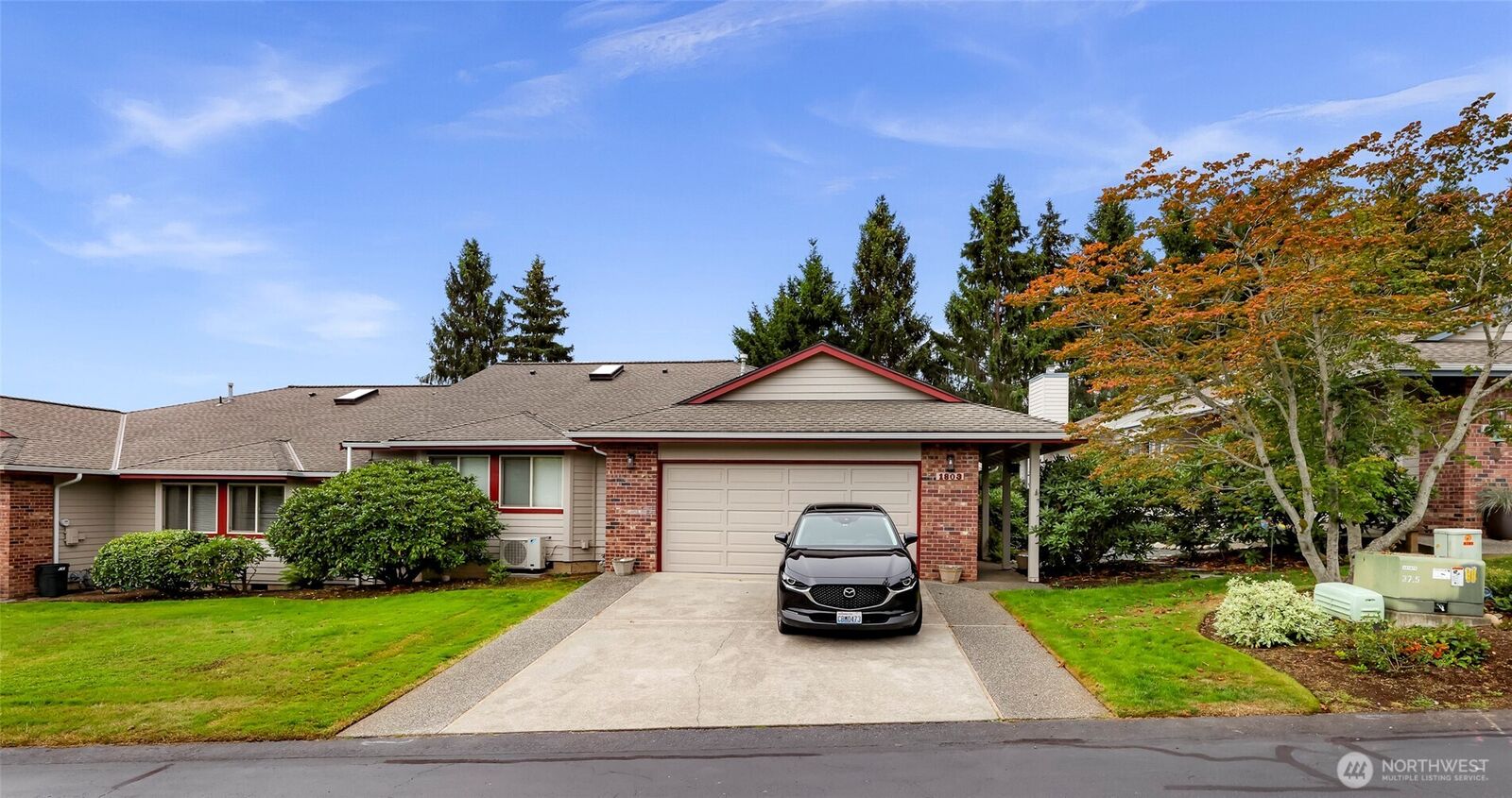 Property Photo:  1803  Creekside Lane  WA 98221 