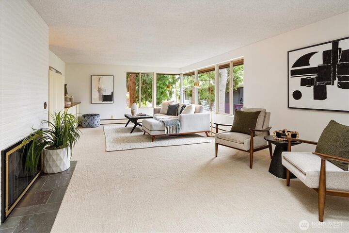 Property Photo:  422 NW 196th Place  WA 98177 