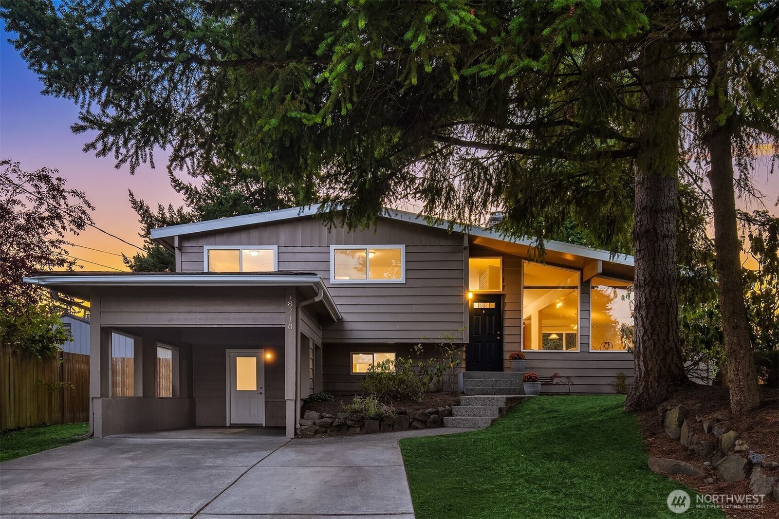 Property Photo: 18710 64th Avenue W WA 98037