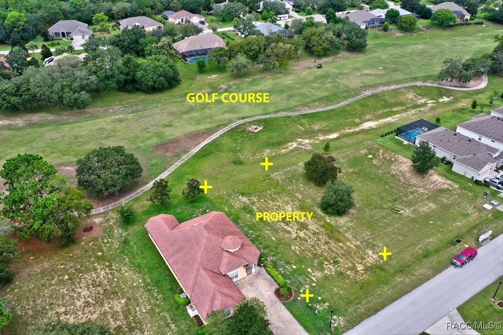 Property Photo:  42 Woodfield Circle  FL 34446 
